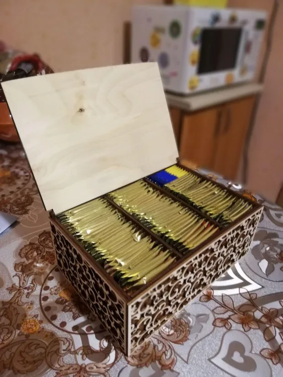 Чайная коробка