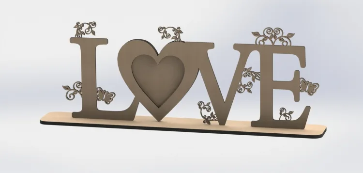 Рамка с надписью Love
