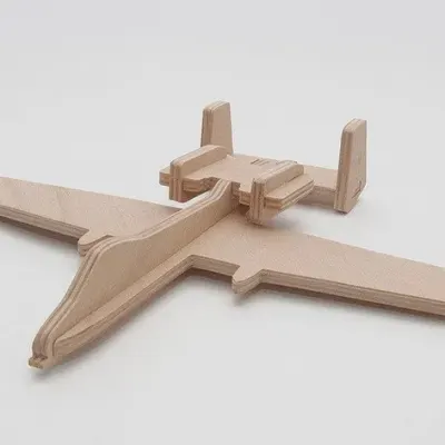 Самолетик Fairchild A-10: сборная модель из дерева