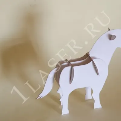 Конь