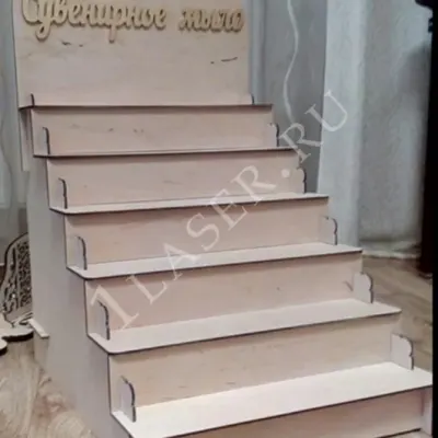Полка ступеньки