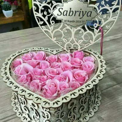 Шкатулка под цветы