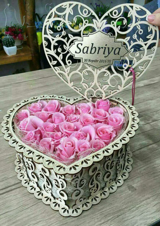 Шкатулка под цветы