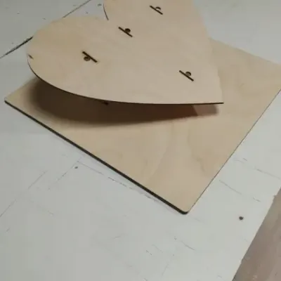 Подставка под торт сердце
