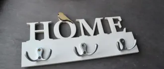 Ключница с крючками