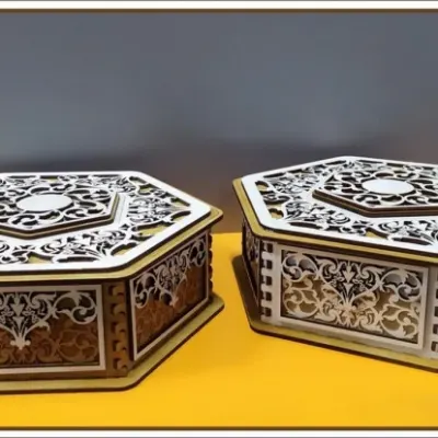 Шкатулка шестигранная