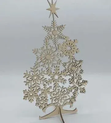 Ажурная ёлка