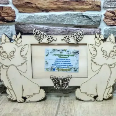 Подарочная коробка с голубем, фоторамки и органайзер для духов