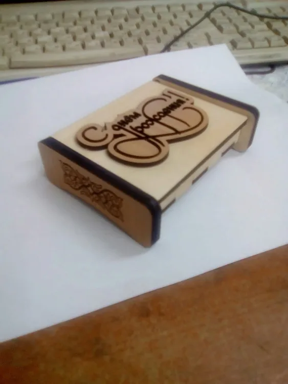 Подарочная коробочка под флэшку