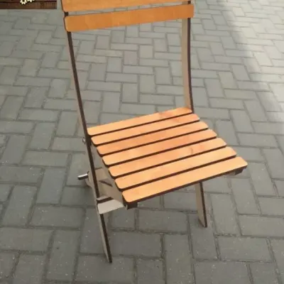 Интересный стул