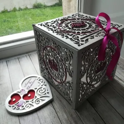 Коробочка подарочная в комплекте со шкатулочкой для обручальных колец