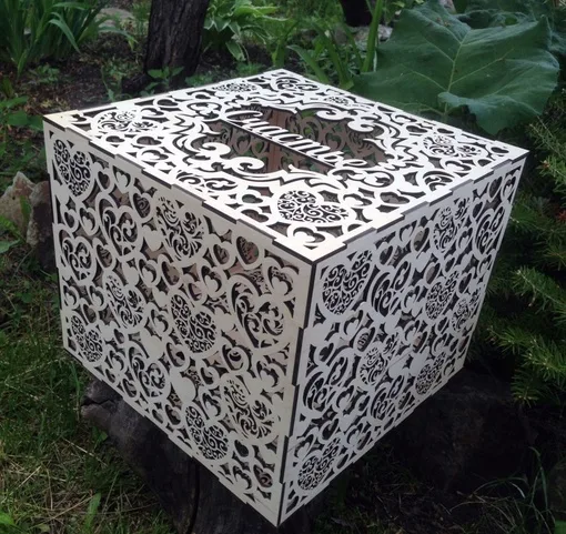 Романтическая ажурная коробочка