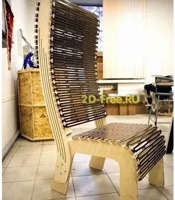 Стул со спинкой