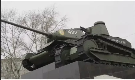 Первый советский танк Т-18