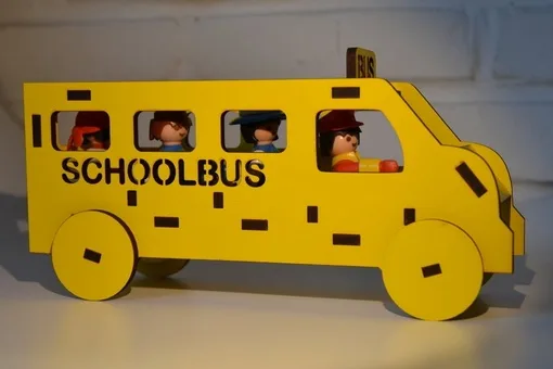 Школьный автобус для человечков lego