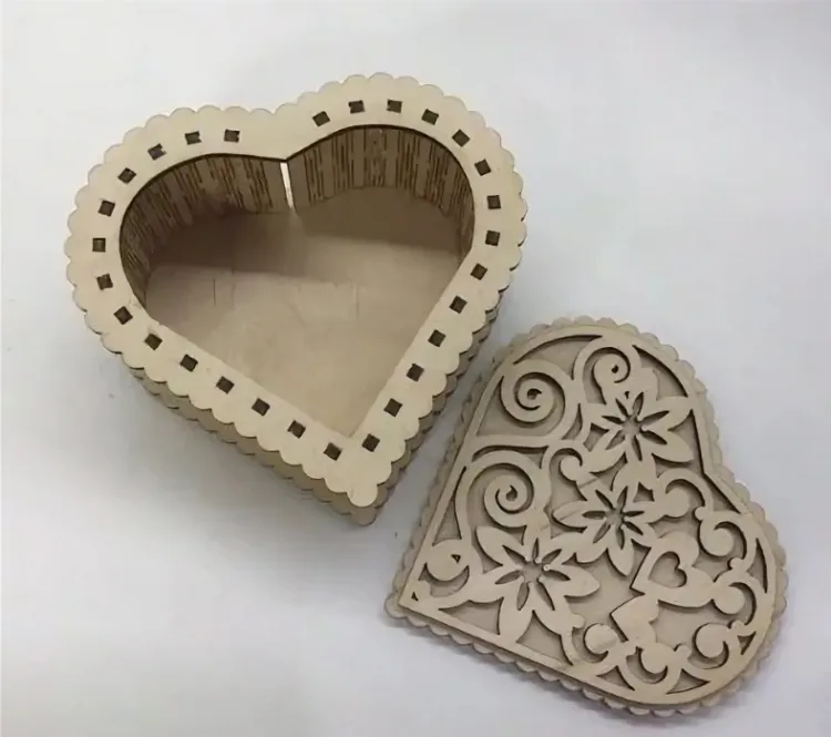 Коробочка под сладости